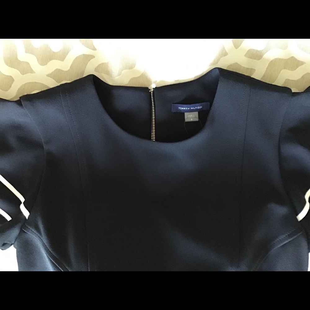 Dress - Picture 2 of 4